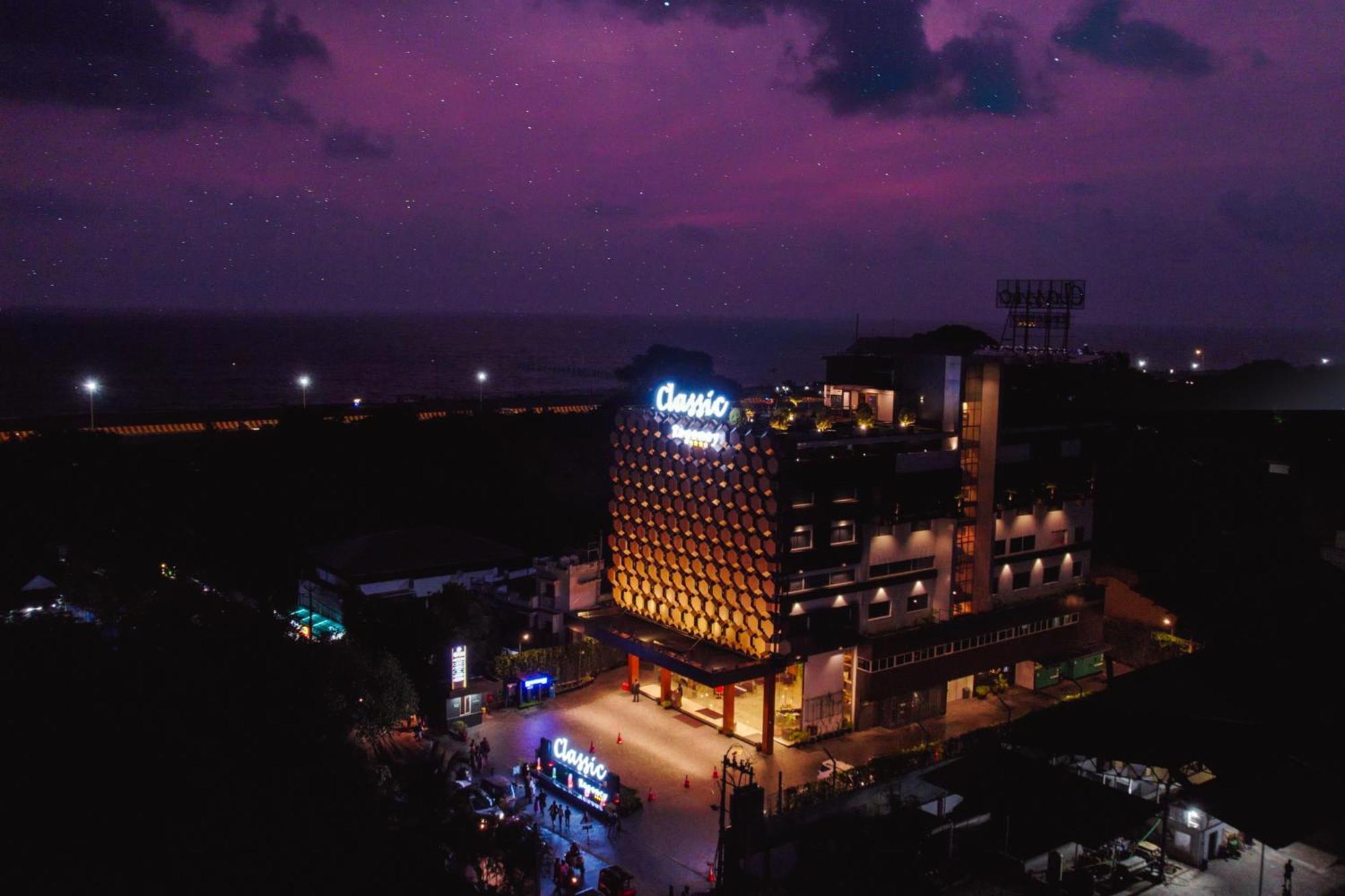 Classic Regency Alappuzha Экстерьер фото